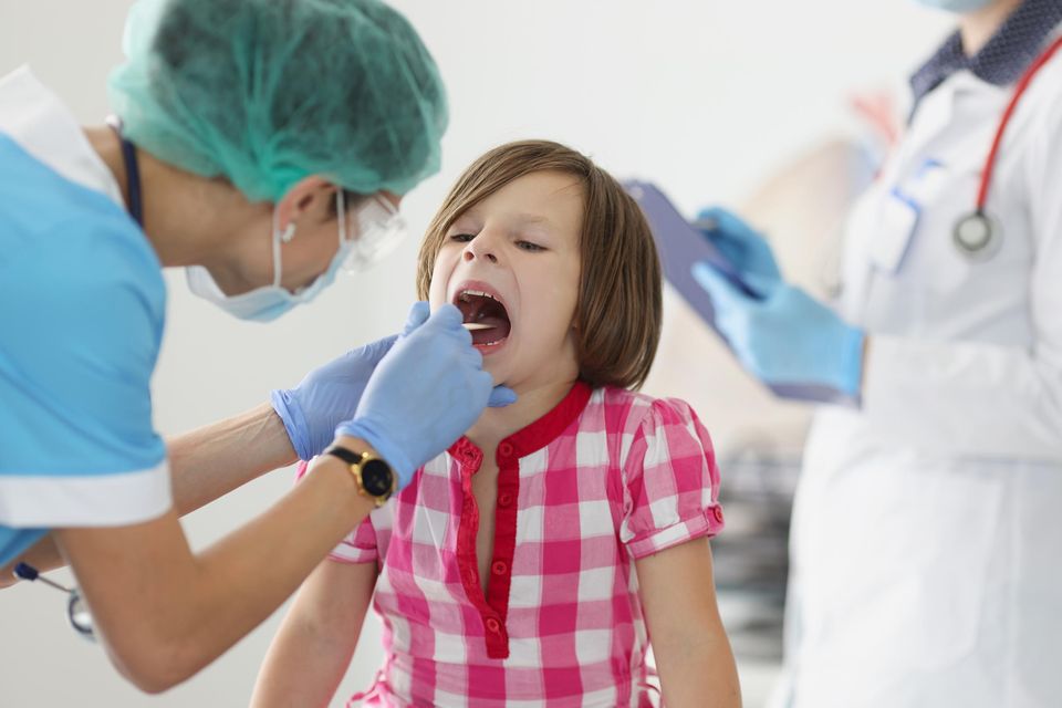 İstanbul’da Geniz Eti Ameliyatı Yapan Doktor İstanbul'da Geniz Eti Ameliyatı Yapan Doktor